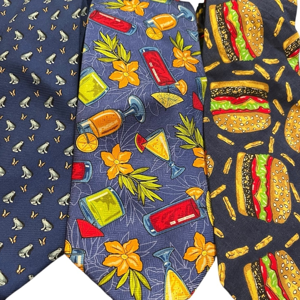 Fun novelty tie lot quirky frogs cheeseburgers fries cocktails silk like new